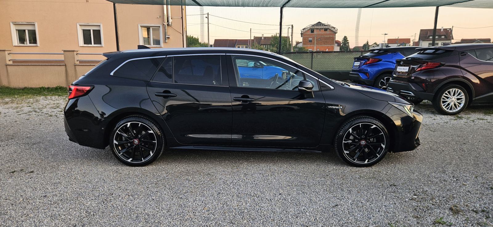 Toyota Corolla Touring Sports GR Sport 2.0 135kWt Panorama FULL OPREMA, fotografija 4