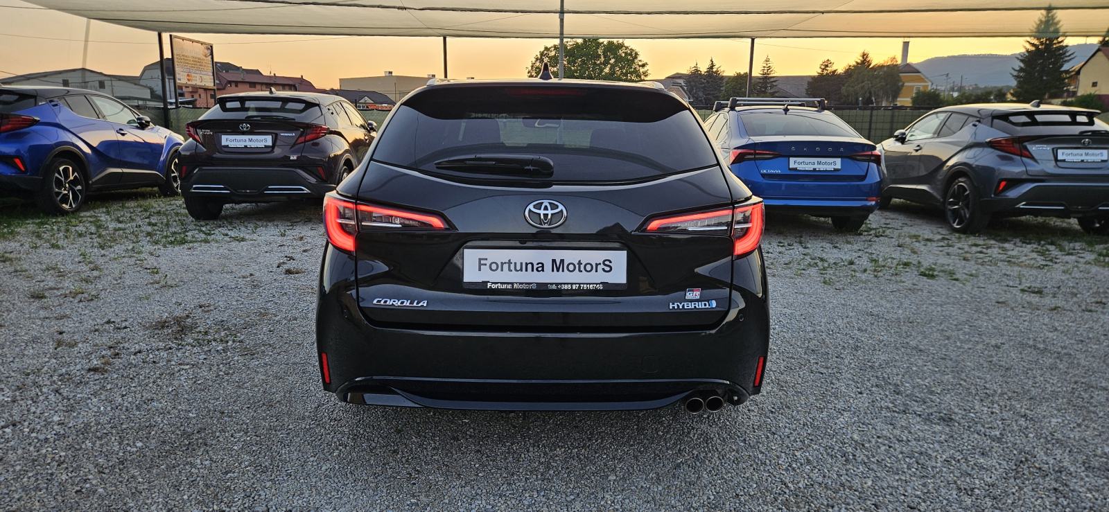 Toyota Corolla Touring Sports GR Sport 2.0 135kWt Panorama FULL OPREMA, fotografija 6