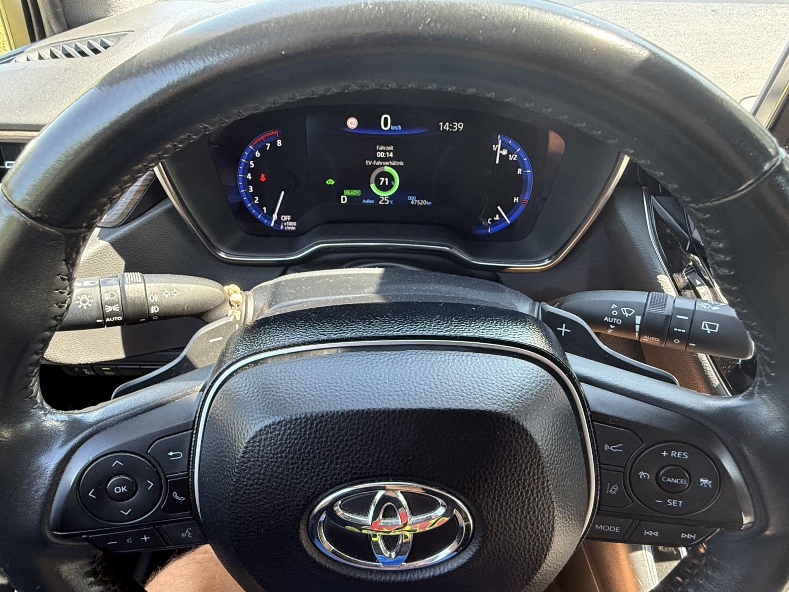 Toyota Corolla TREK 2,0 hybrid, fotografija 11