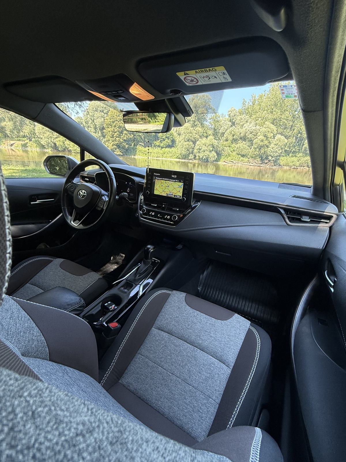 Toyota Corolla TREK 2,0 hybrid, fotografija 16