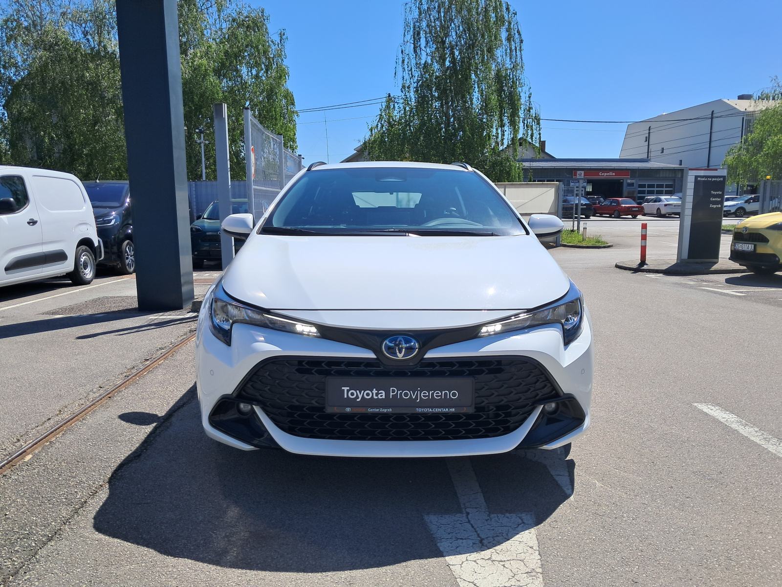 Toyota Corolla TS 1.8 HEV SOL *Garancija* U PDV-u, fotografija 5