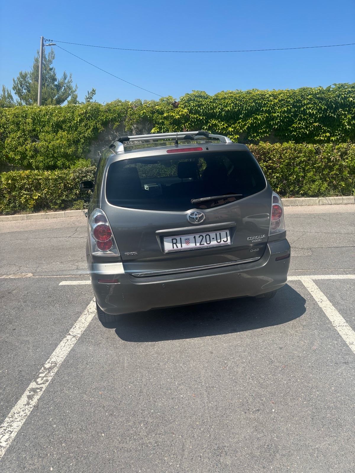Toyota Corolla Verso 2,2 D-4D, fotografija 2