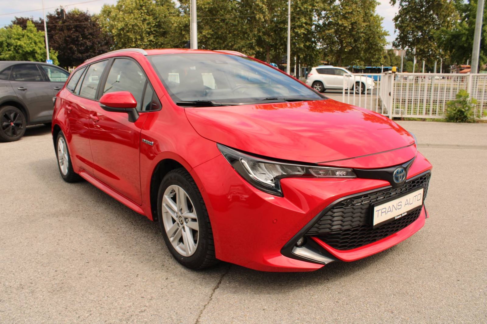 Toyota Corolla wagon 1.8 Hybrid AUTOMATIK *LED, NAVIGACIJA, KAMERA*, fotografija 3