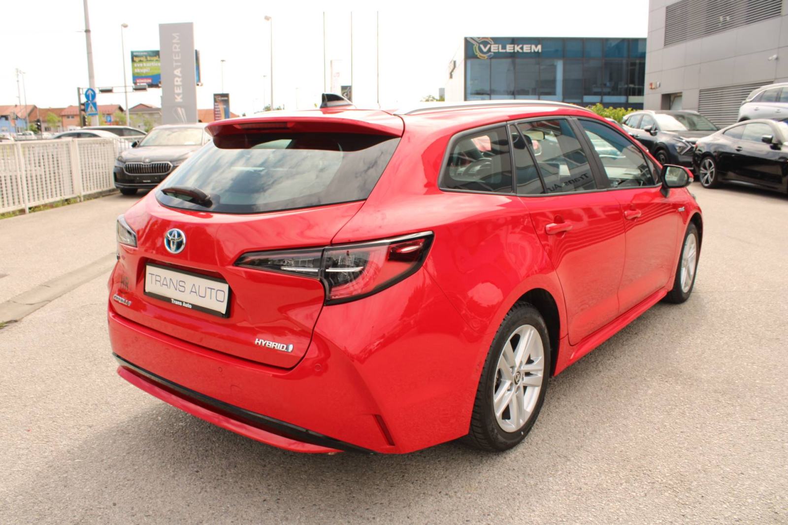 Toyota Corolla wagon 1.8 Hybrid AUTOMATIK *LED, NAVIGACIJA, KAMERA*, fotografija 5
