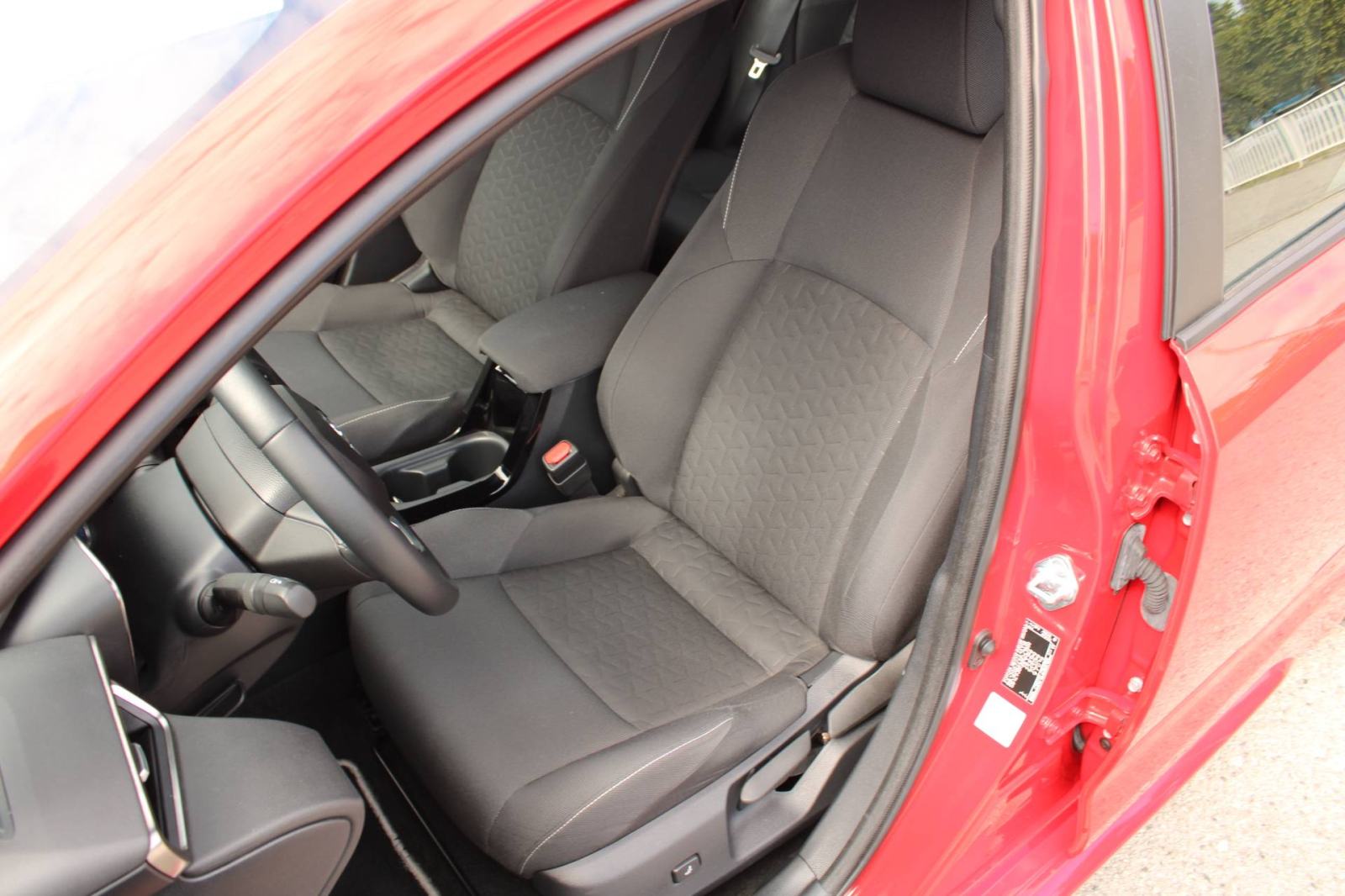 Toyota Corolla wagon 1.8 Hybrid AUTOMATIK *LED, NAVIGACIJA, KAMERA*, fotografija 11