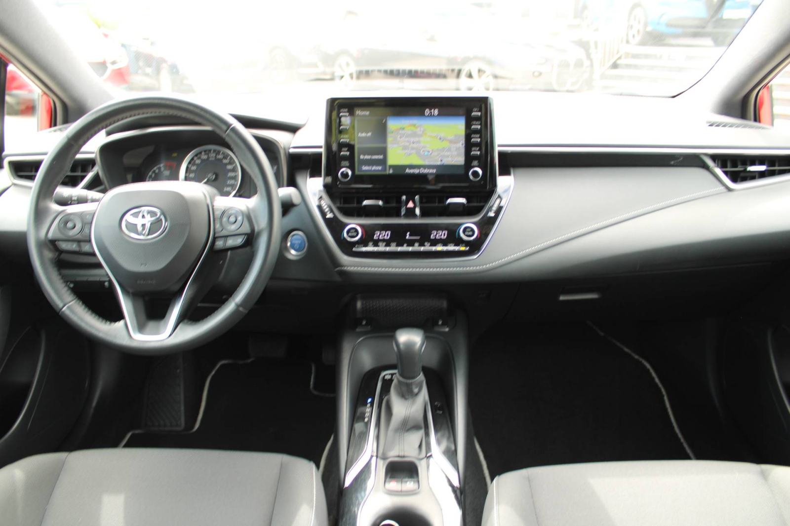 Toyota Corolla wagon 1.8 Hybrid AUTOMATIK *LED, NAVIGACIJA, KAMERA*, fotografija 14