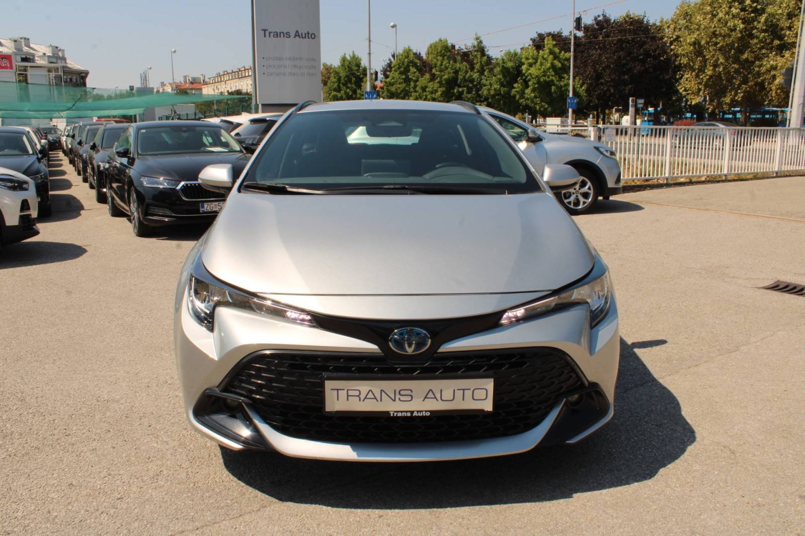 Toyota Corolla Wagon 1.8 Hybrid AUTOMATIK *LED, NAVIGACIJA, KAMERA*, fotografija 2