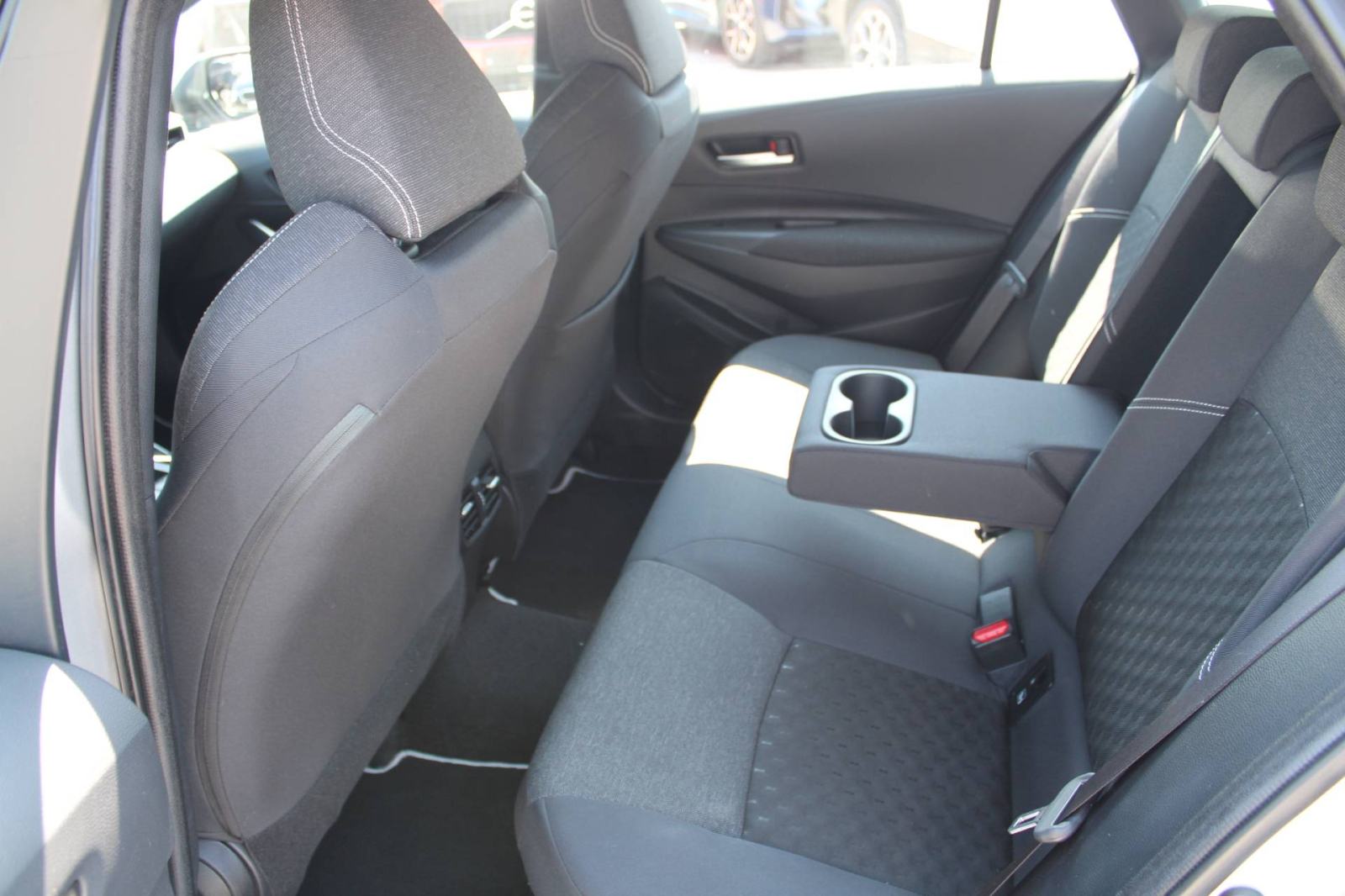Toyota Corolla Wagon 1.8 Hybrid AUTOMATIK *LED, NAVIGACIJA, KAMERA*, fotografija 10