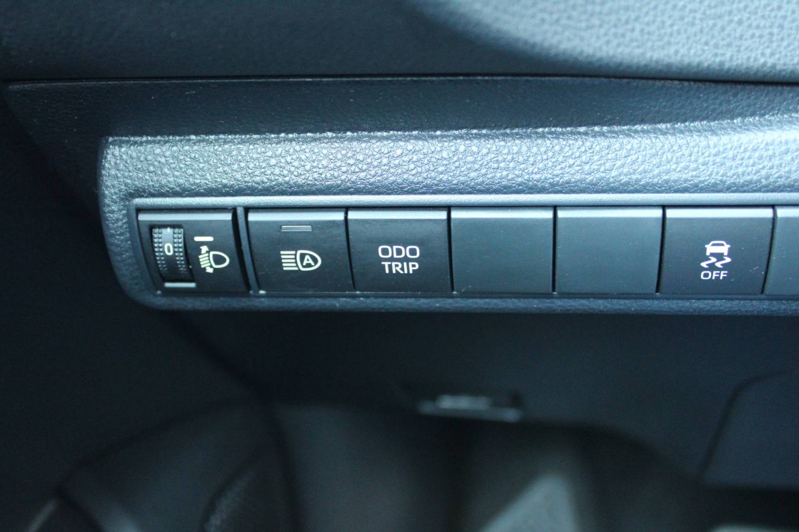 Toyota Corolla Wagon 1.8 Hybrid AUTOMATIK *LED, NAVIGACIJA, KAMERA*, fotografija 14