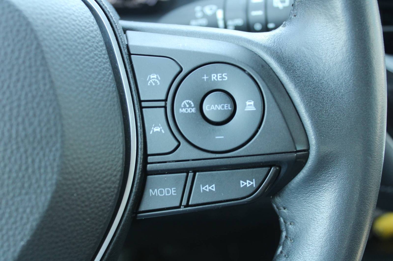 Toyota Corolla Wagon 1.8 Hybrid AUTOMATIK *LED, NAVIGACIJA, KAMERA*, fotografija 16