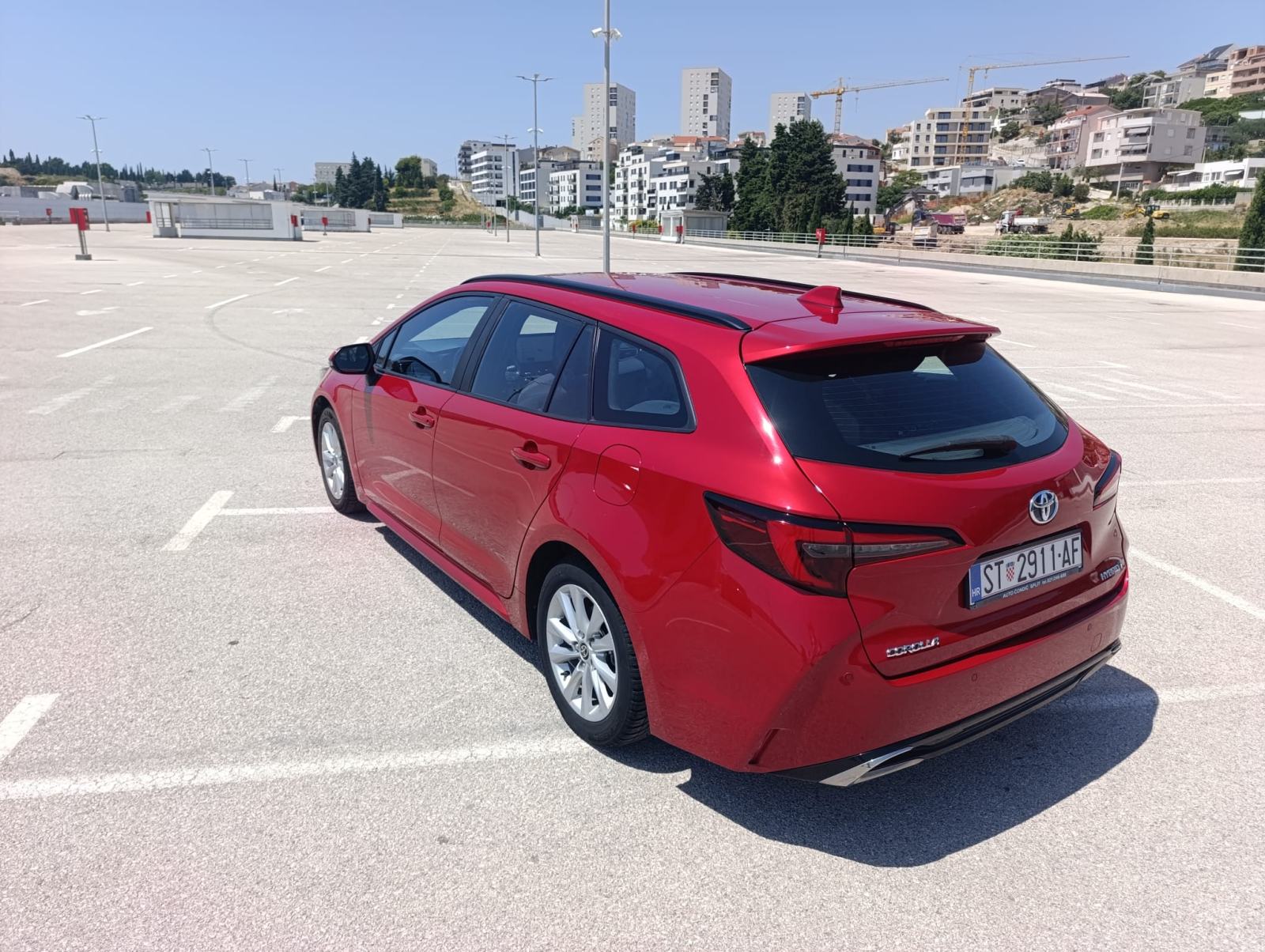 Toyota Corolla Wagon 1,8 VVT-i automatik, pogled izvana - slika 4