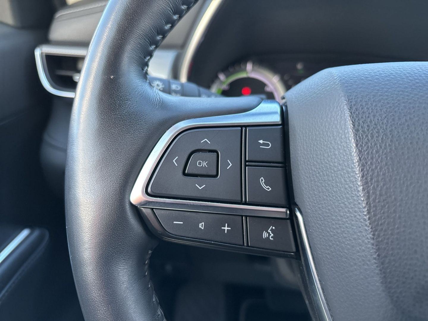 Toyota Highlander 2.5 (247 KS) Hybrid 4X4 e-CVT LUXURY 7-SJED HUD ACC, fotografija 14