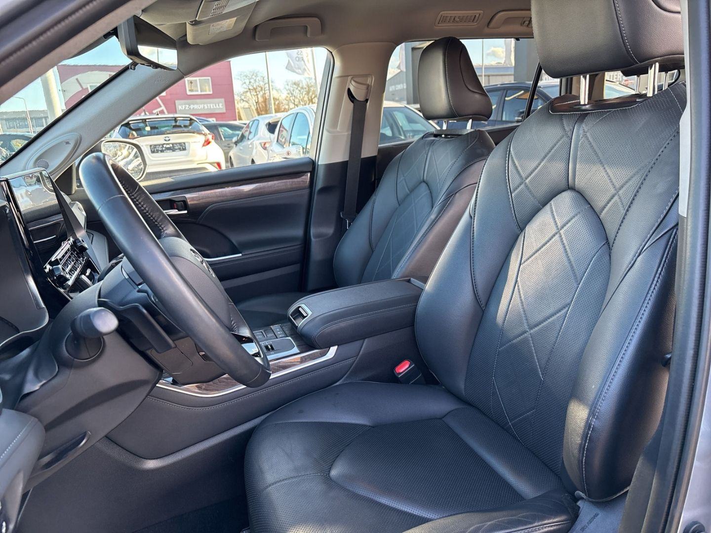Toyota Highlander 2.5 (247 KS) Hybrid 4X4 e-CVT LUXURY 7-SJED HUD ACC, fotografija 7