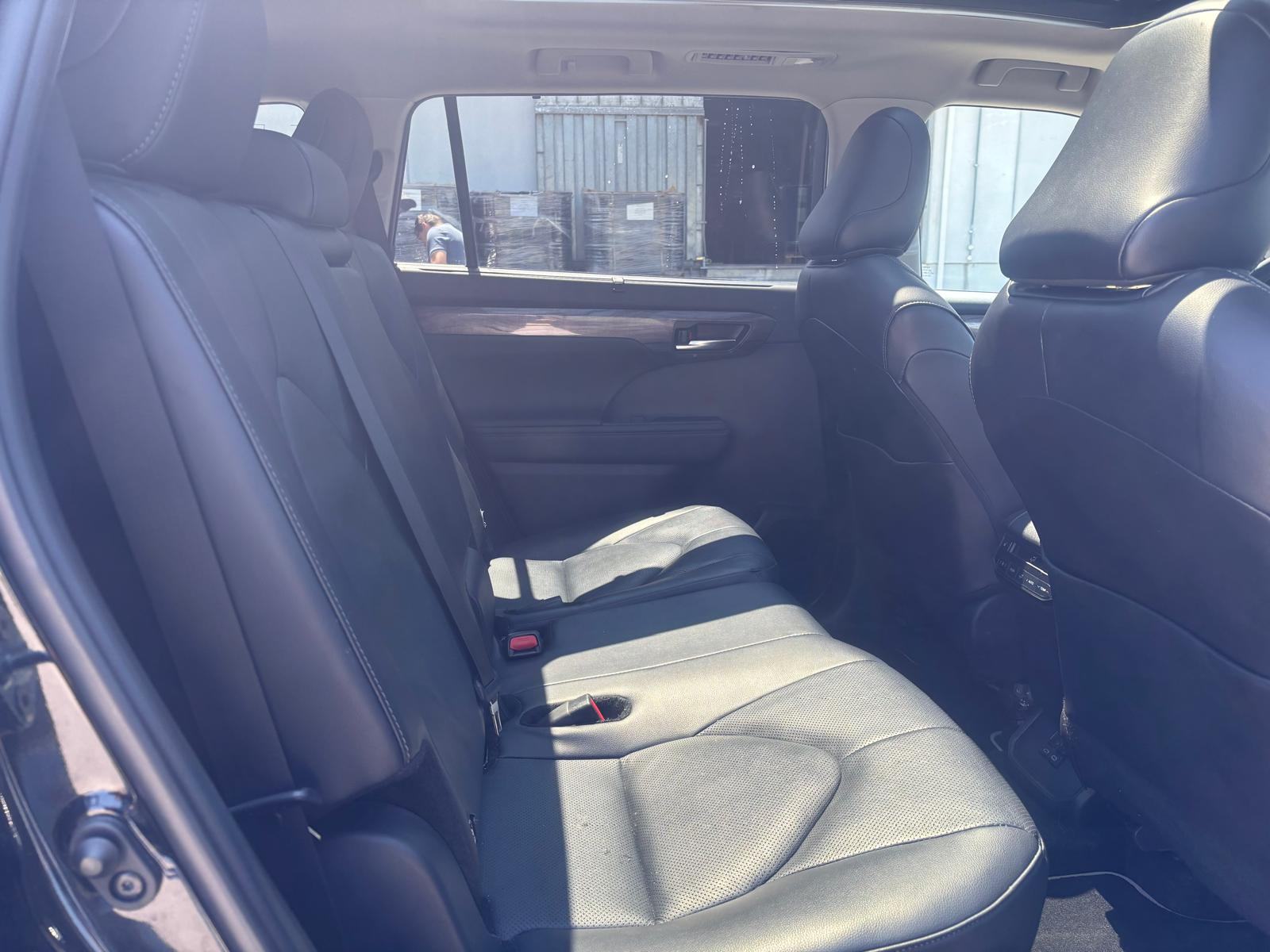 TOYOTA HIGHLANDER 2.5 HEV AWD PREMIUM U SUSTAVU PDV-a, fotografija 12