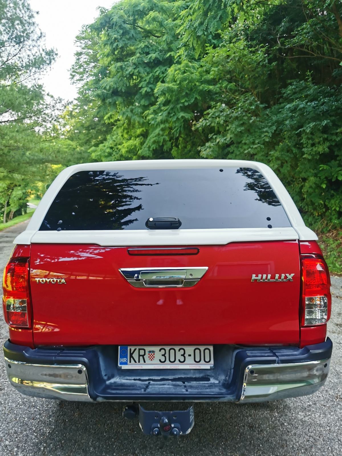 Toyota Hilux 2.4 4x4 *42000 km*, fotografija 8