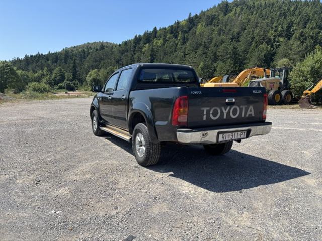 Toyota Hilux 3.0, fotografija 3