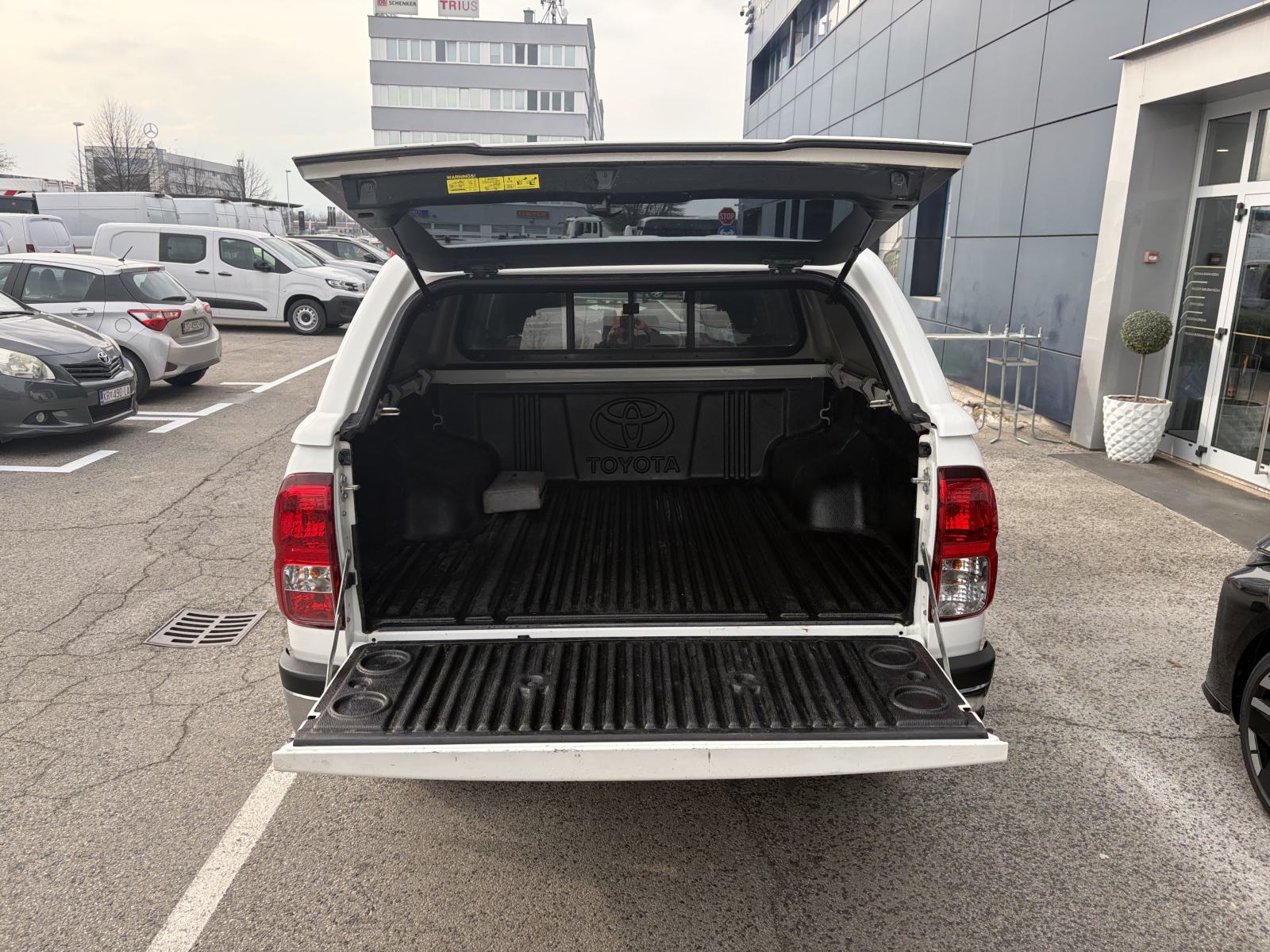Toyota Hilux CITY DUB.CAB 2,4 D-4D 150 4WD-AUTO automatik, fotografija 6