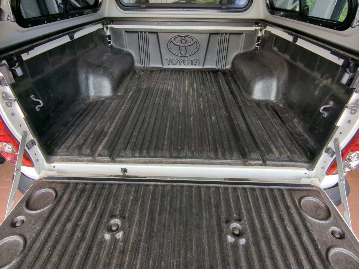 Toyota Hilux Dvostruka kabina automatik, fotografija 7