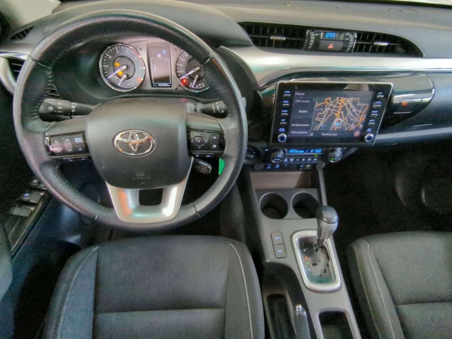 Toyota Hilux Dvostruka kabina automatik, fotografija 10