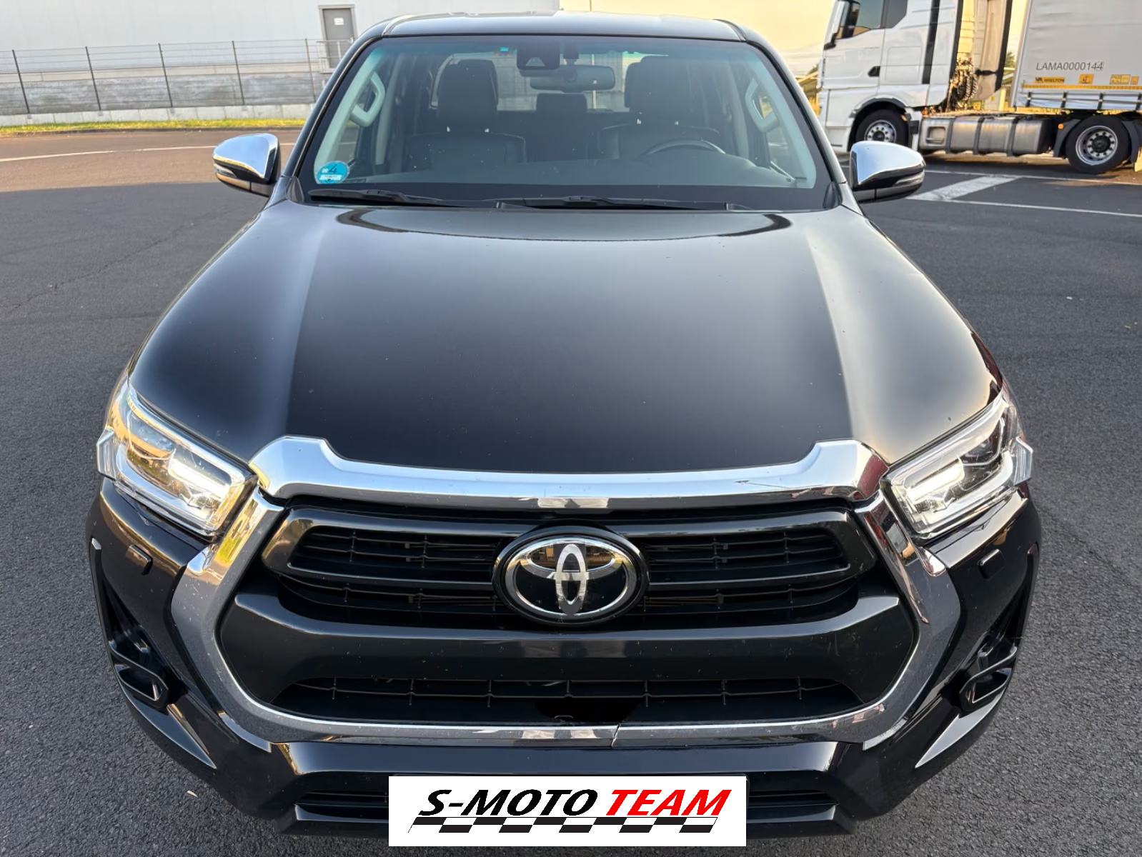 Toyota Hilux Dvostruka kabina Executive automatik, fotografija 4