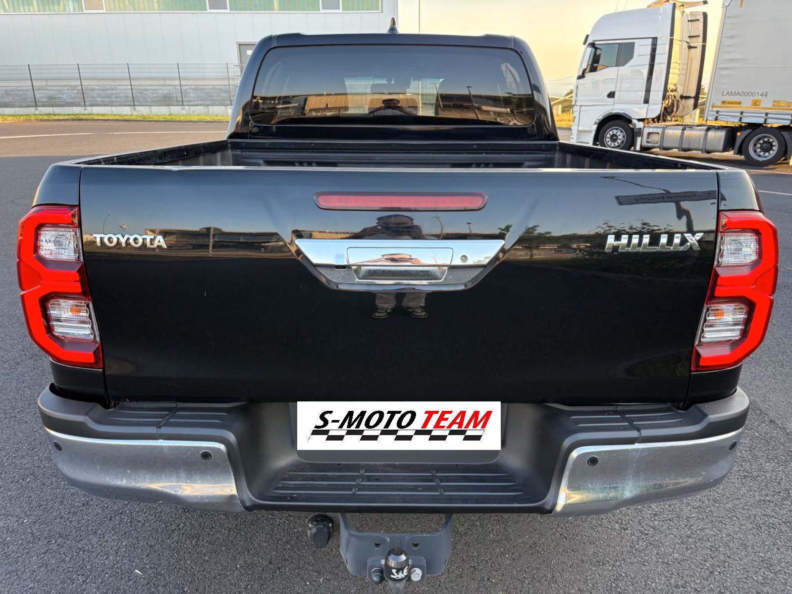 Toyota Hilux Dvostruka kabina Executive automatik, fotografija 8