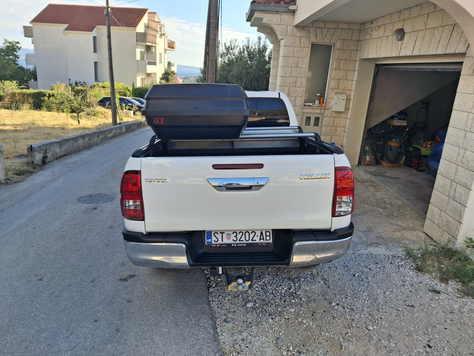 Toyota Hilux SUV automatik, fotografija 5