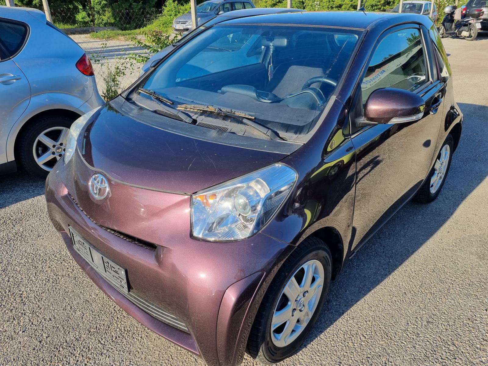 Toyota iQ 1,0 VVT-i, fotografija 2
