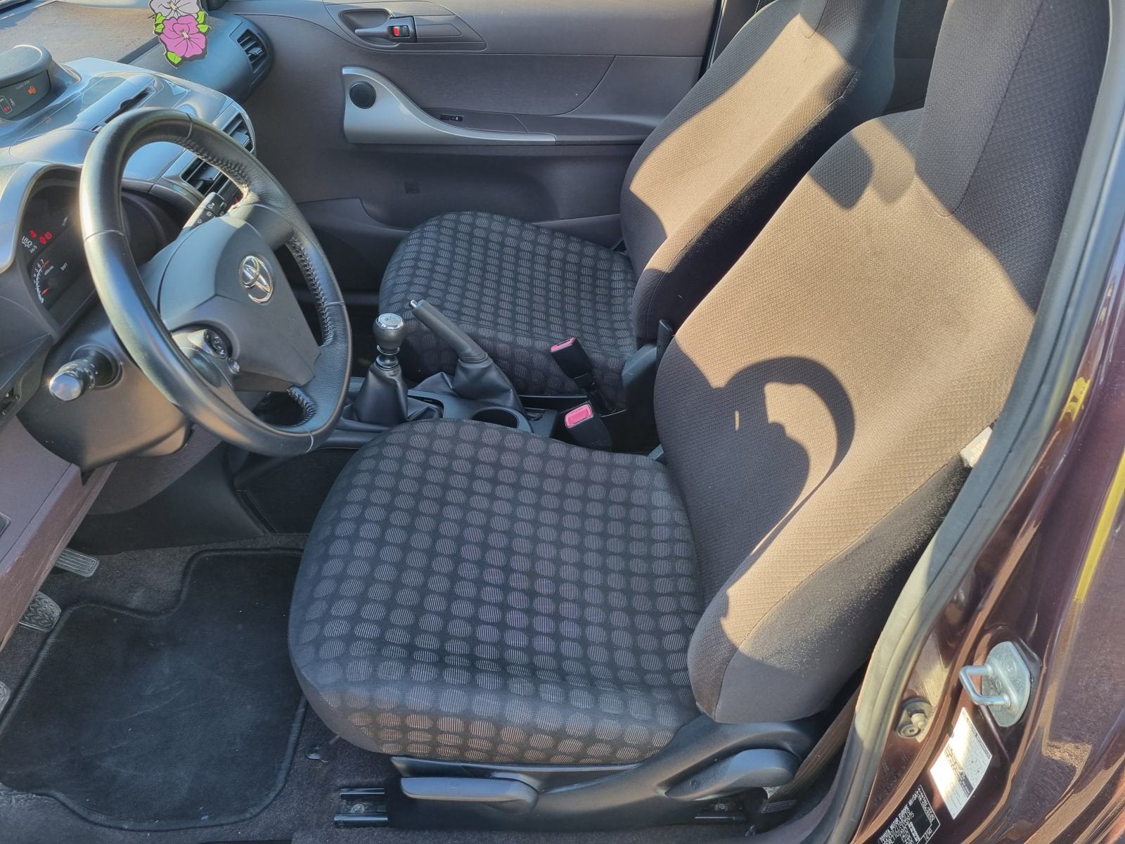 Toyota iQ 1,0 VVT-i, fotografija 8