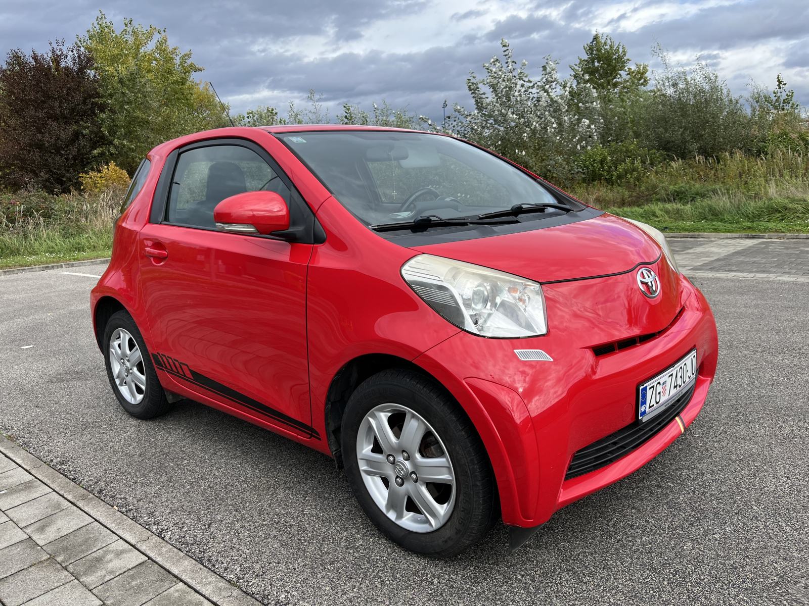 Toyota iQ reg. 04/27., fotografija 3