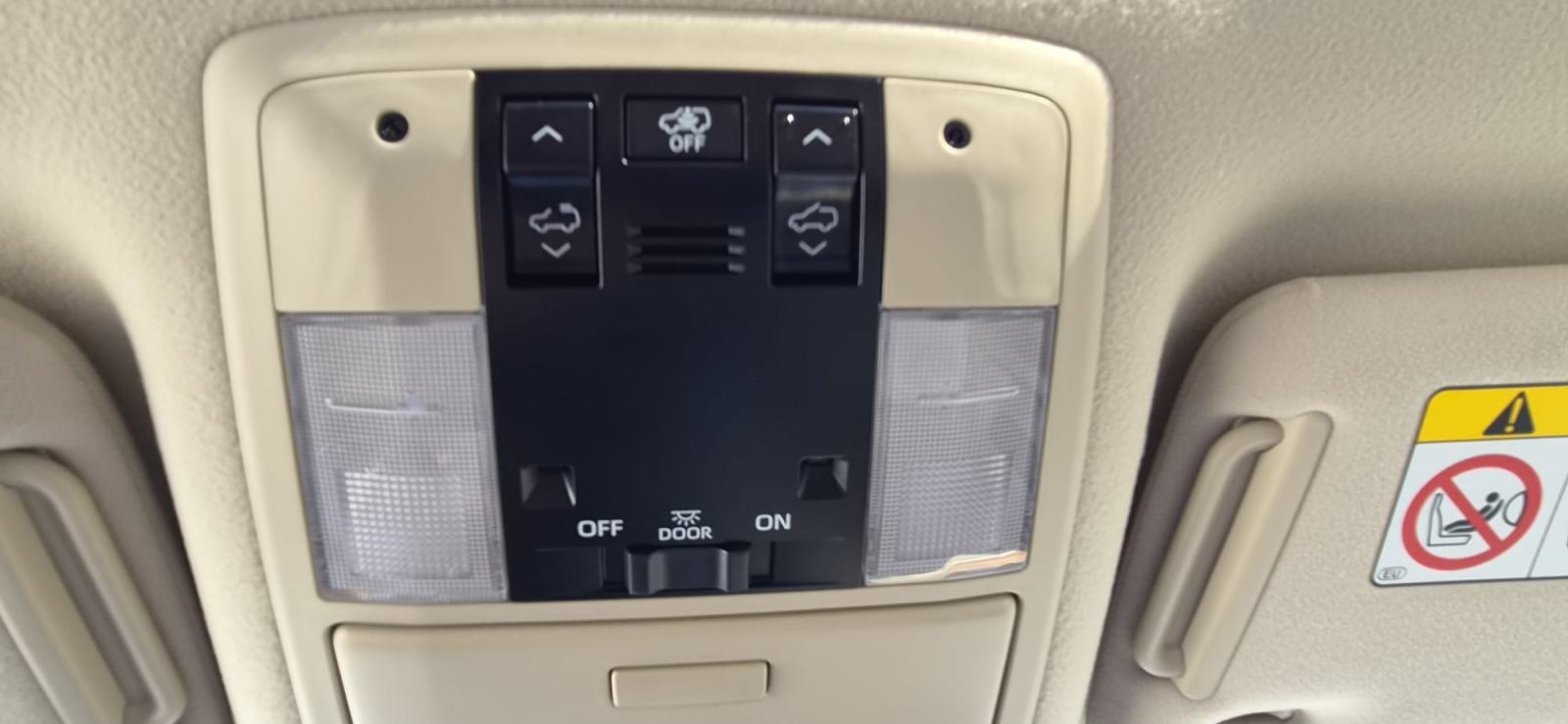 Toyota Land Cruiser 2,8 D-4D automatik Premium, fotografija 10