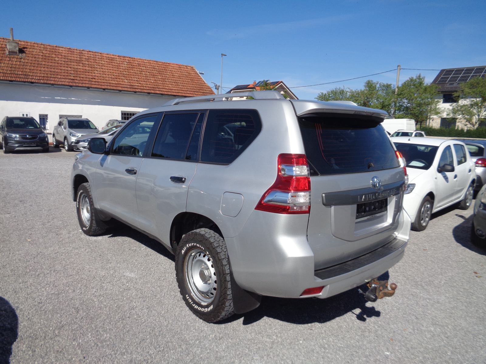 Toyota Land Cruiser 2,8 D-4D -, fotografija 4