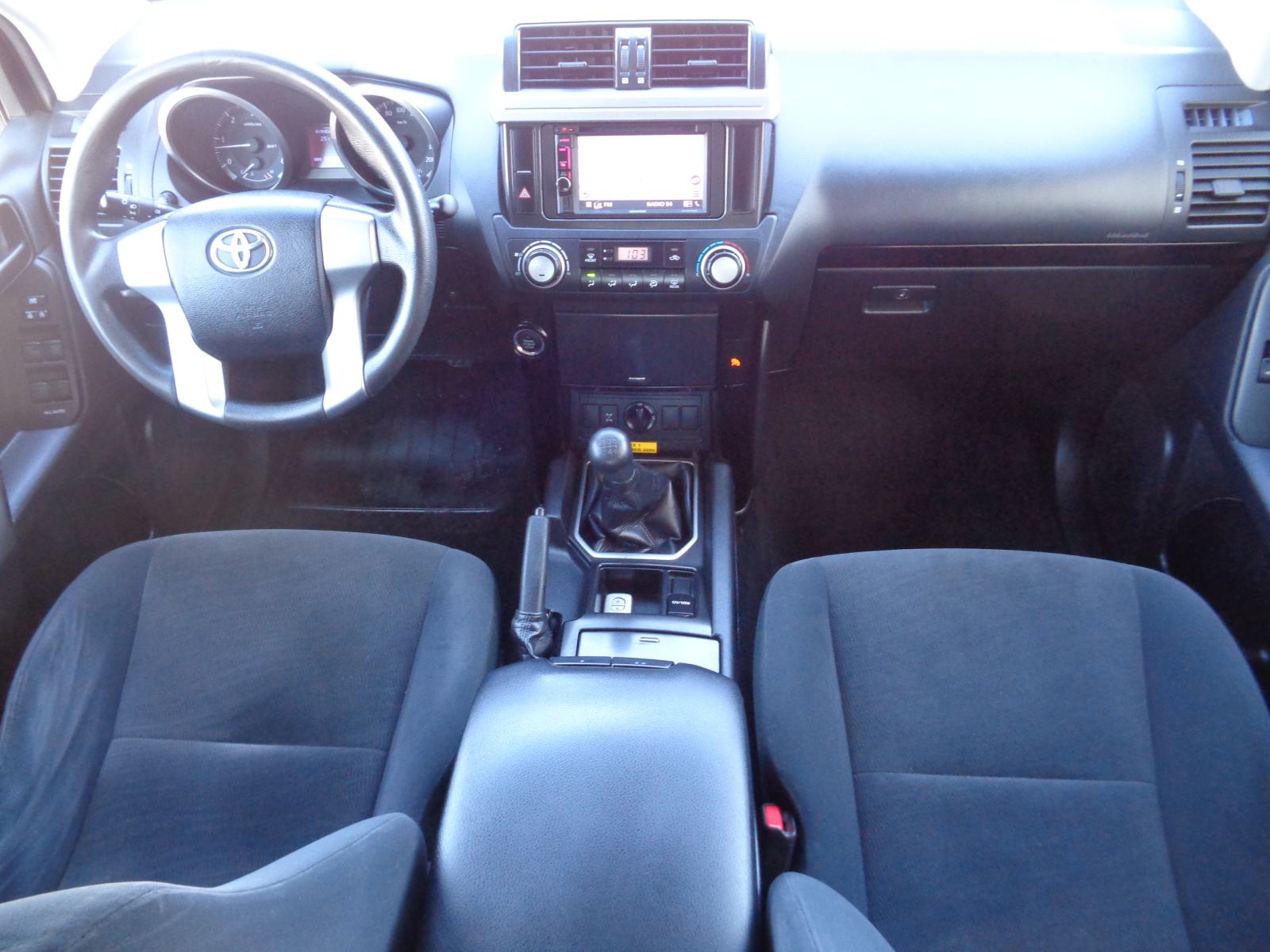 Toyota Land Cruiser 2,8 D-4D -, fotografija 6
