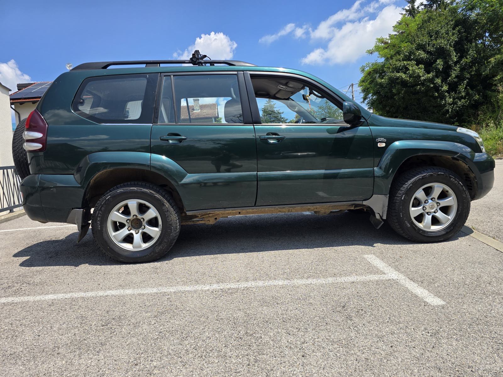 Toyota Land Cruiser 3,0 D-4D AUTOMATIK 4X4 IMA VITLO-REFLEKRORE, fotografija 2