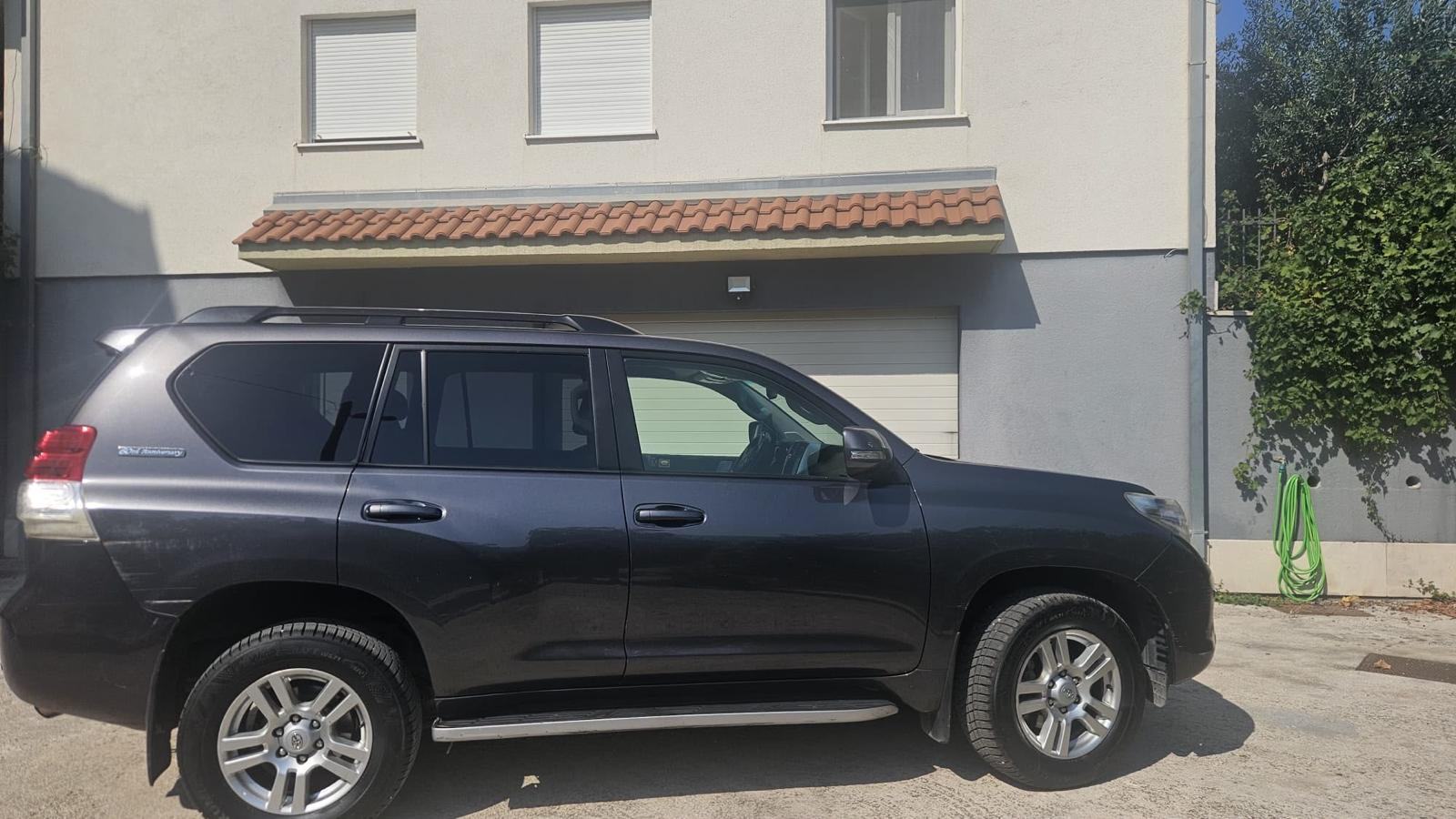 Toyota Land Cruiser 3,0 D-4D 60th, fotografija 6