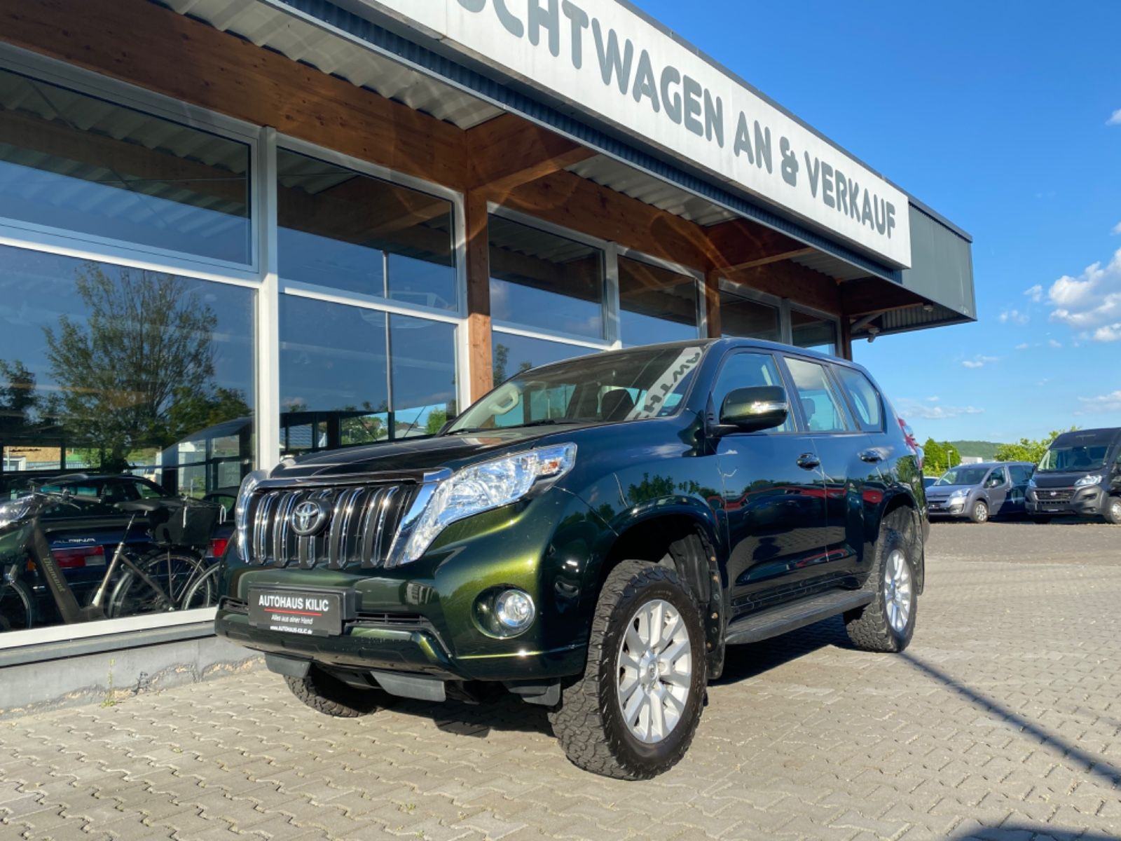 Toyota Land Cruiser 3,0 D-4D KAMERA POTPUNA SERVISNA POVIJEST, fotografija 2