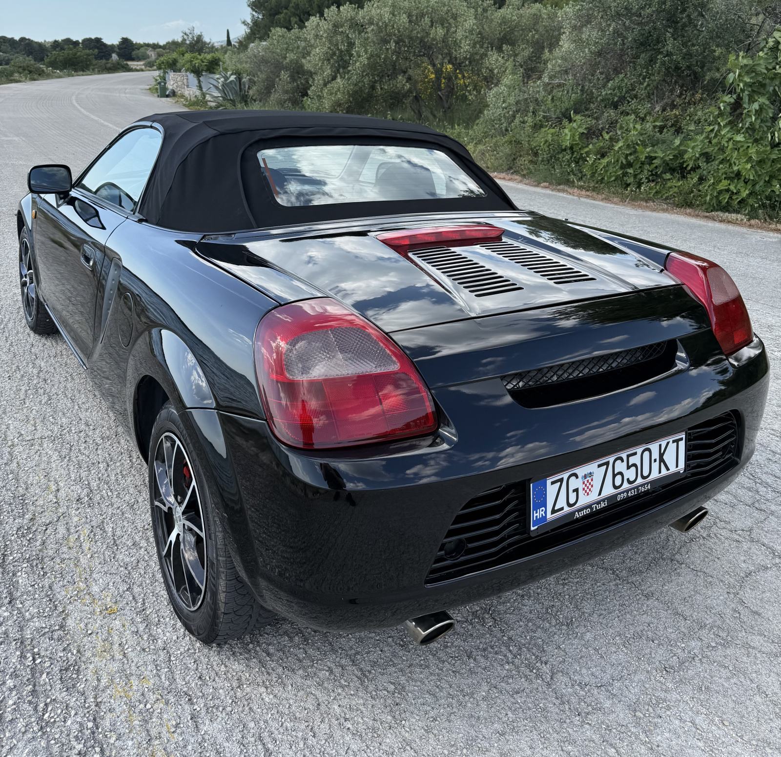 Toyota MR2 1,8 VVT-i, fotografija 2