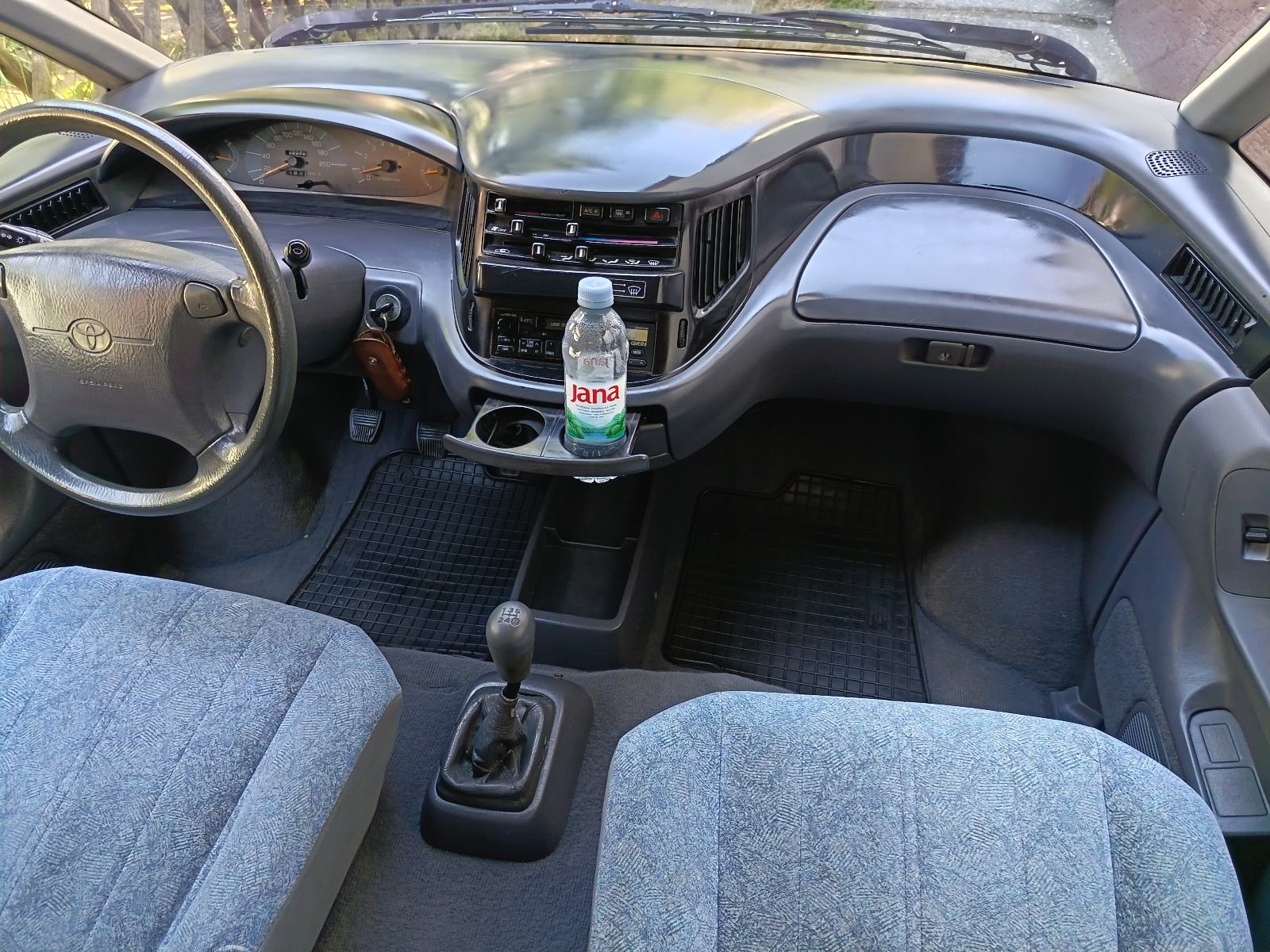 Toyota Previa XE 2.4 16V, fotografija 13
