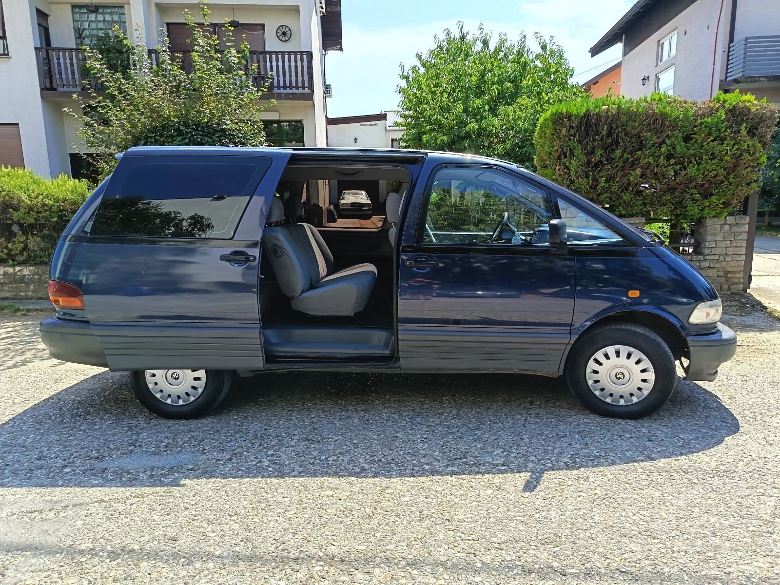 Toyota Previa XE 2.4 16V, fotografija 6