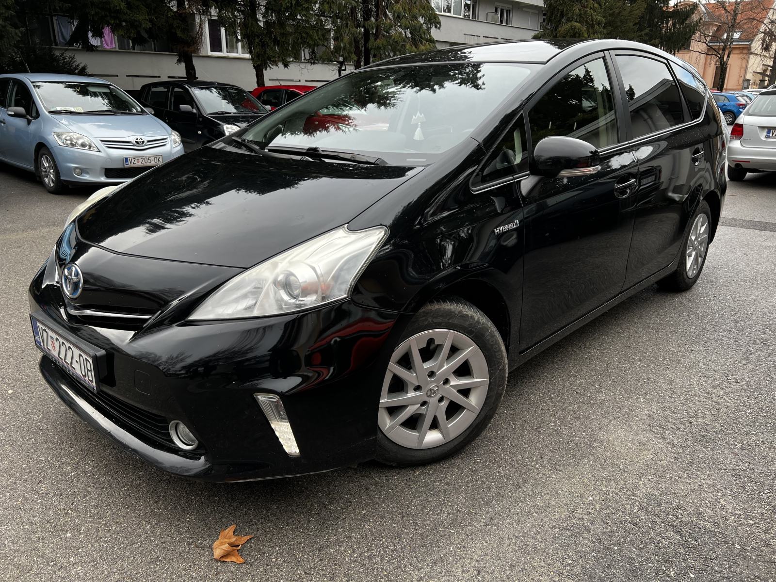 Toyota Prius 1 8 VVT i Hybrid 7 Sjedala Odli an 2012 God toyota-prius-1-8-vvt-i-hybrid-7-sjedala-odli-an-2012-god