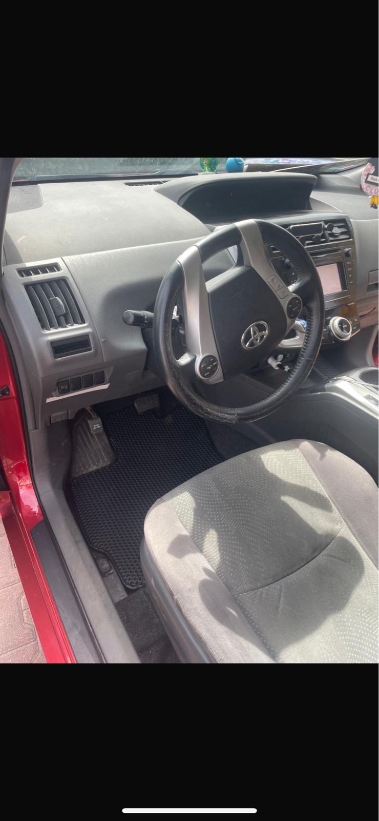 Toyota Prius 1,8 VVT-i automatik, fotografija 9