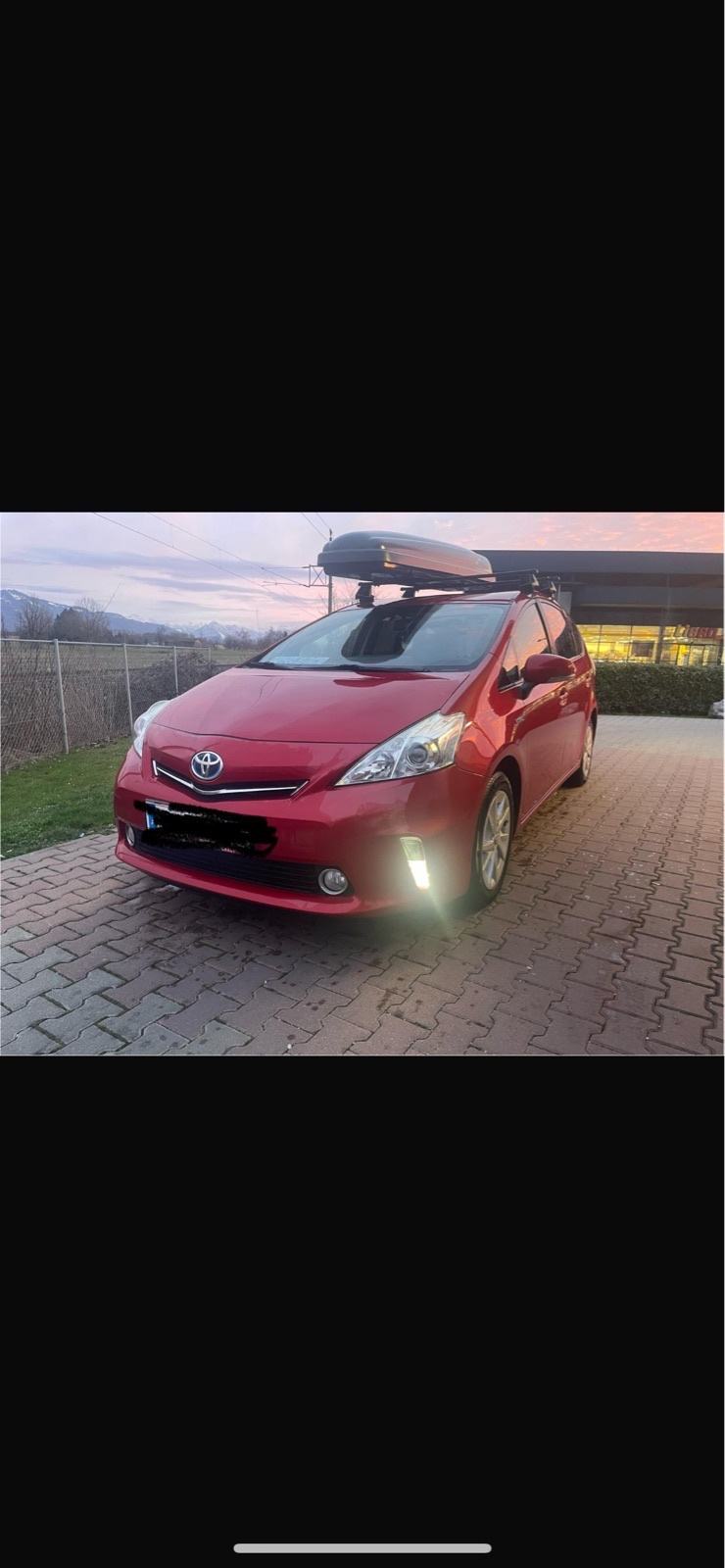 Toyota Prius 1,8 VVT-i automatik, fotografija 1