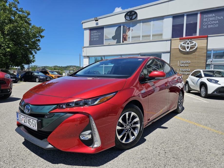 Toyota Prius Plug-in 1,8 VVT-i, fotografija 2