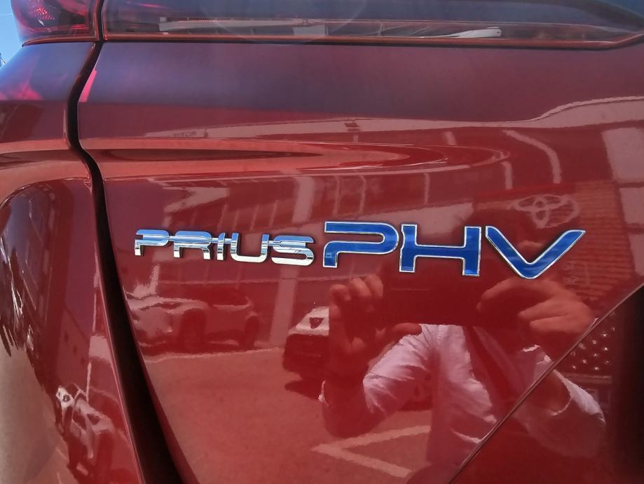 Toyota Prius Plug-in 1,8 VVT-i, fotografija 7