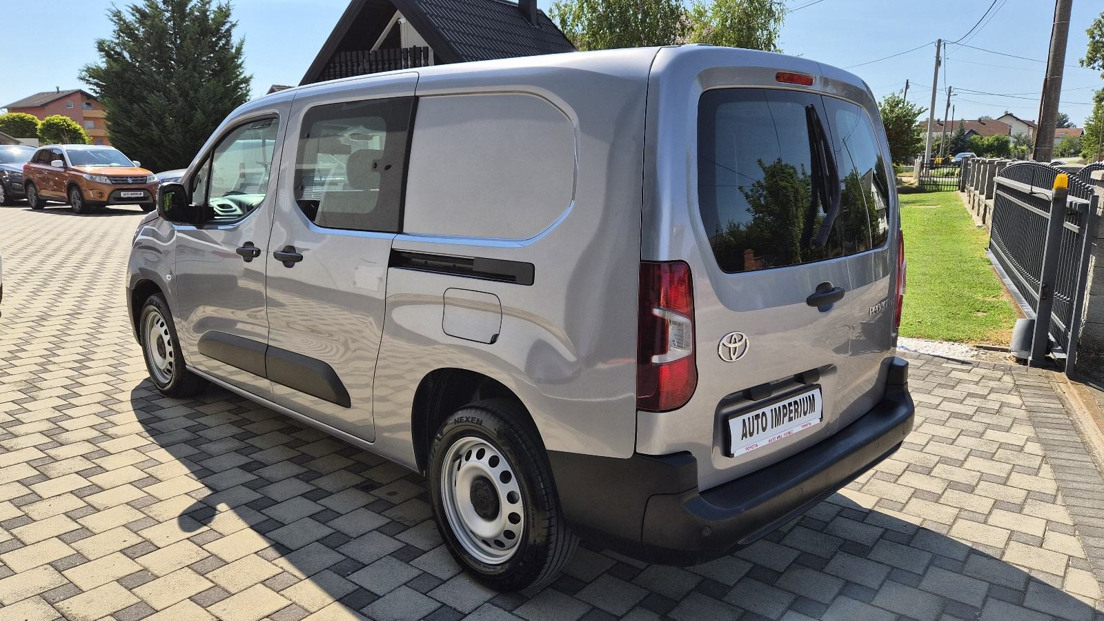 Toyota Proace City Verso 1.5 D - PRODUŽENA,5 SJEDALA - GARANCIJA -, fotografija 8