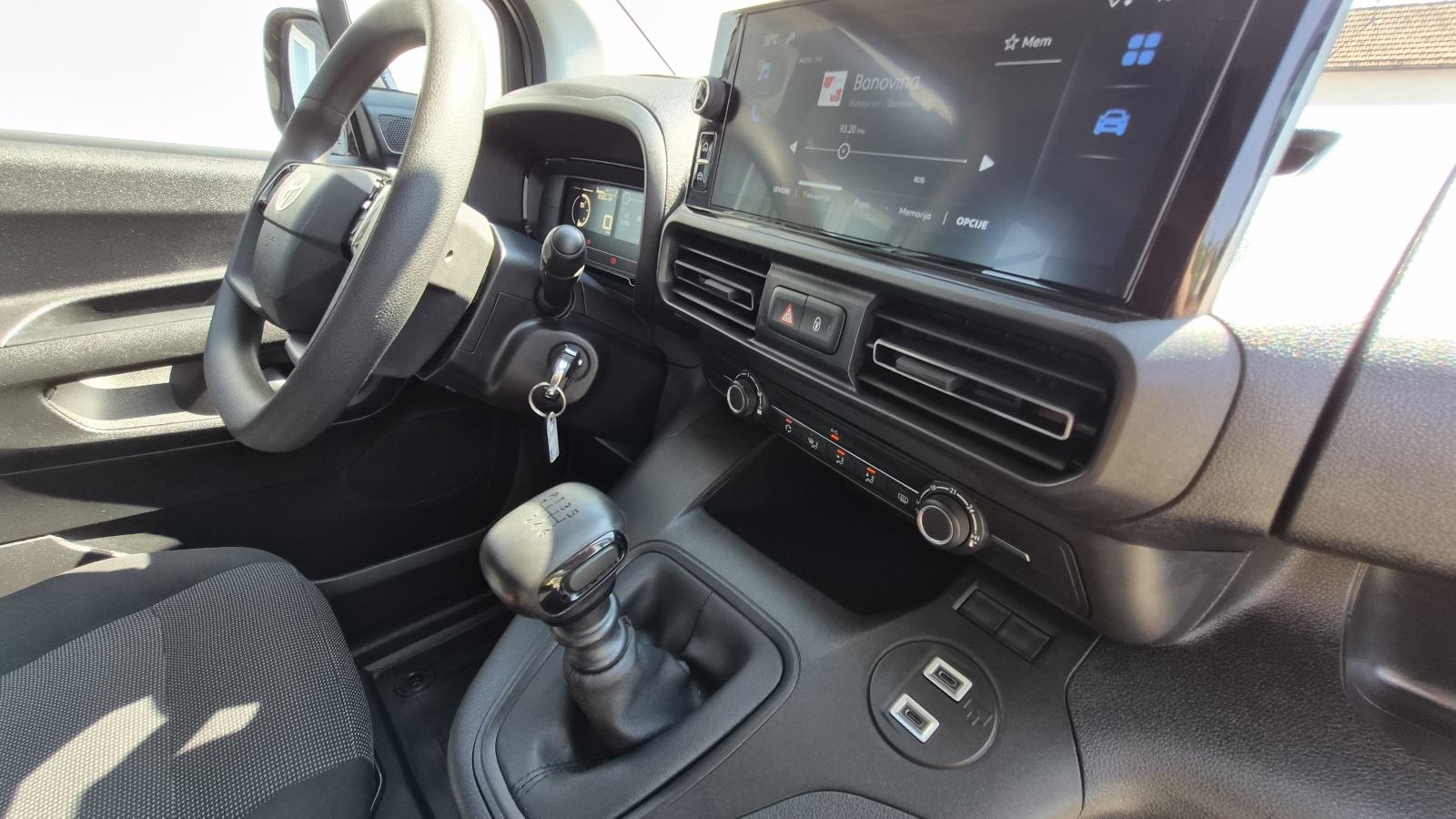 Toyota Proace City Verso 1.5 D - PRODUŽENA,5 SJEDALA - GARANCIJA -, fotografija 11