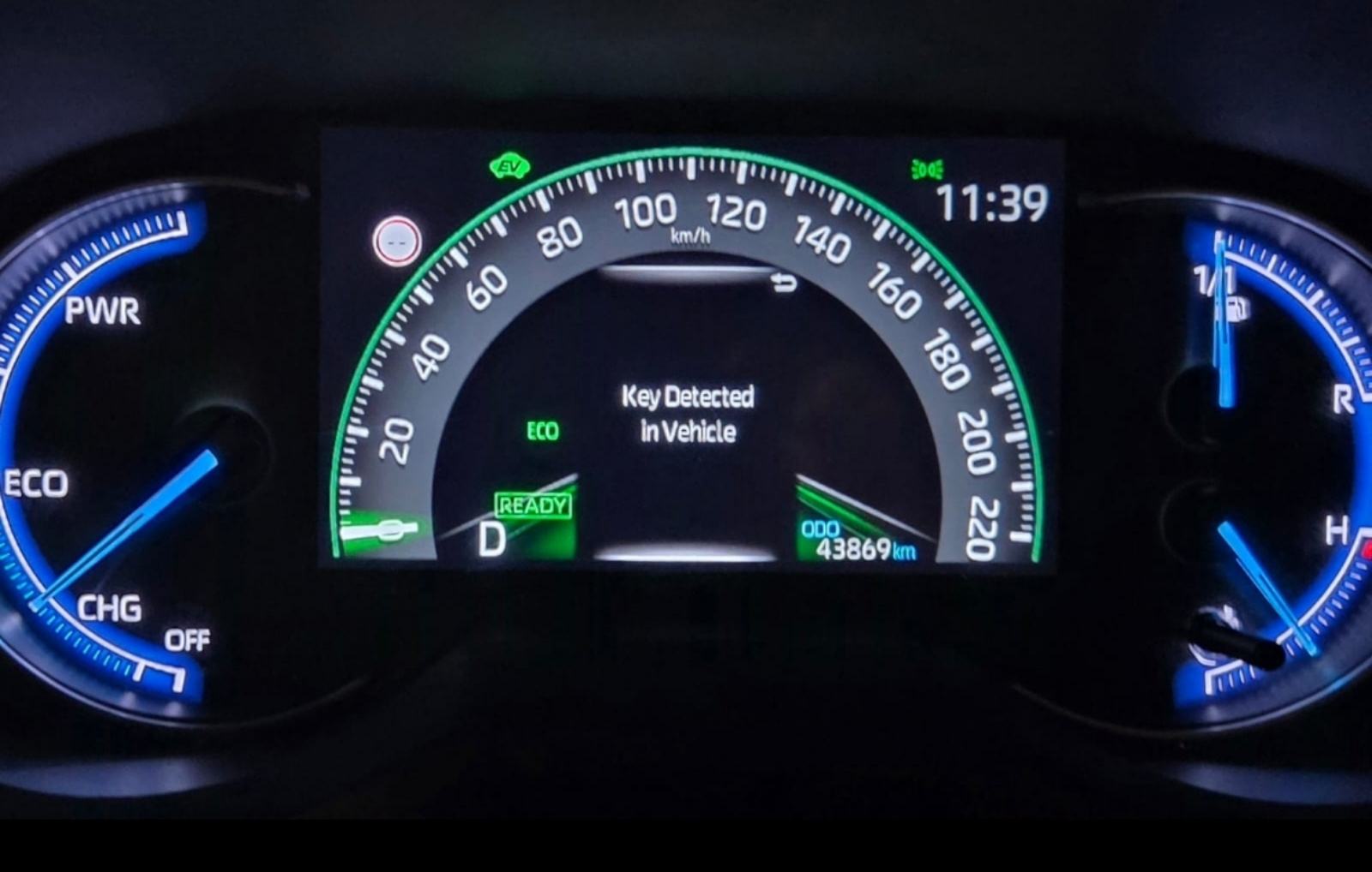 Toyota Rav 4, Hibrid, sivi metalik, fotografija 6