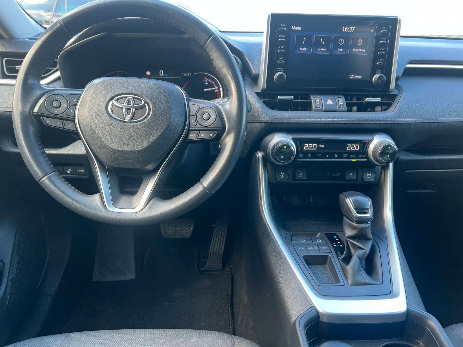 Toyota RAV4 2,0 175KS CVT LUXURY COMFORT ACC LED KAMERA APPLE 1.VL., fotografija 11