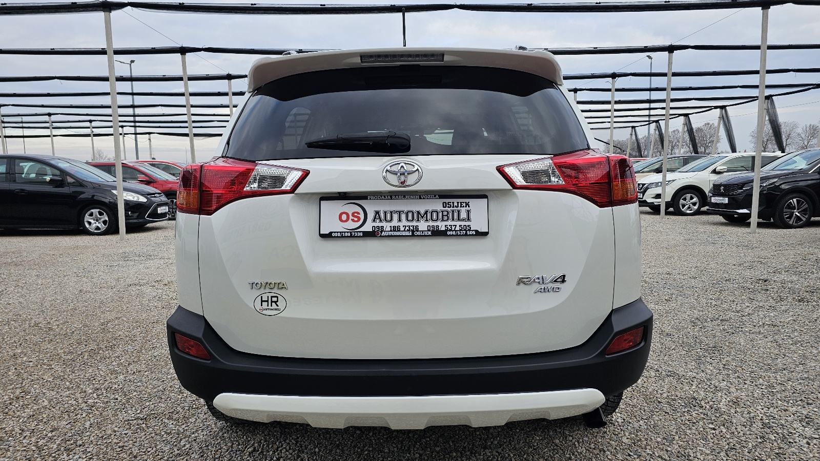 Toyota RAV4 2,0 D-4D,4X4,LED,KAMERA,TEMPOMAT,CLIMATRONIC,TOP,JAMSTVO, fotografija 5