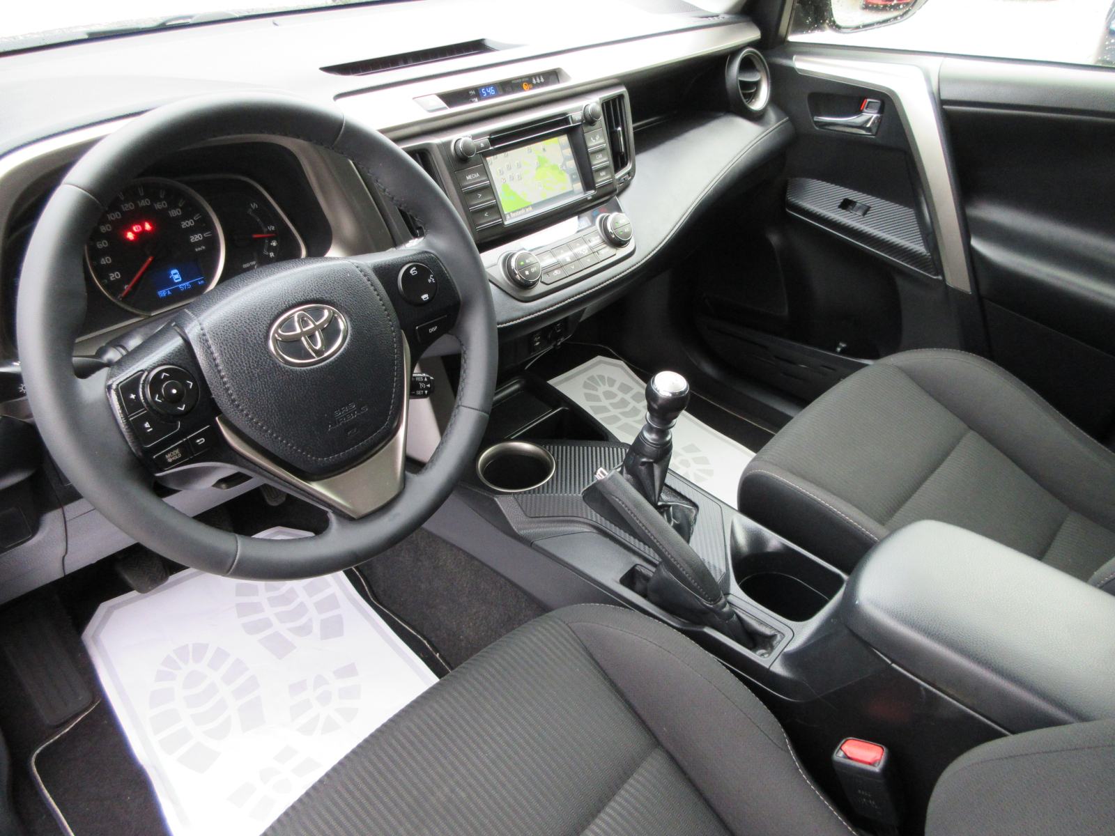 TOYOTA RAV4 2,0 D-4D NAVIGACIJA,KAMERA,TEMPOMAT,EL.PAKET,ALU 17 !!!, fotografija 15