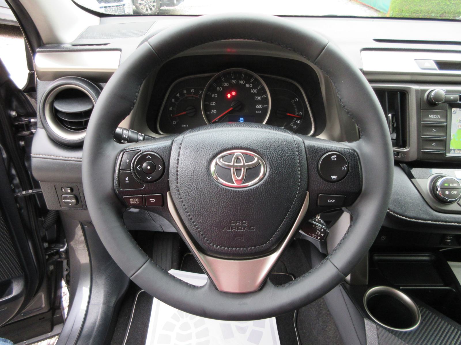 TOYOTA RAV4 2,0 D-4D NAVIGACIJA,KAMERA,TEMPOMAT,EL.PAKET,ALU 17 !!!, fotografija 18
